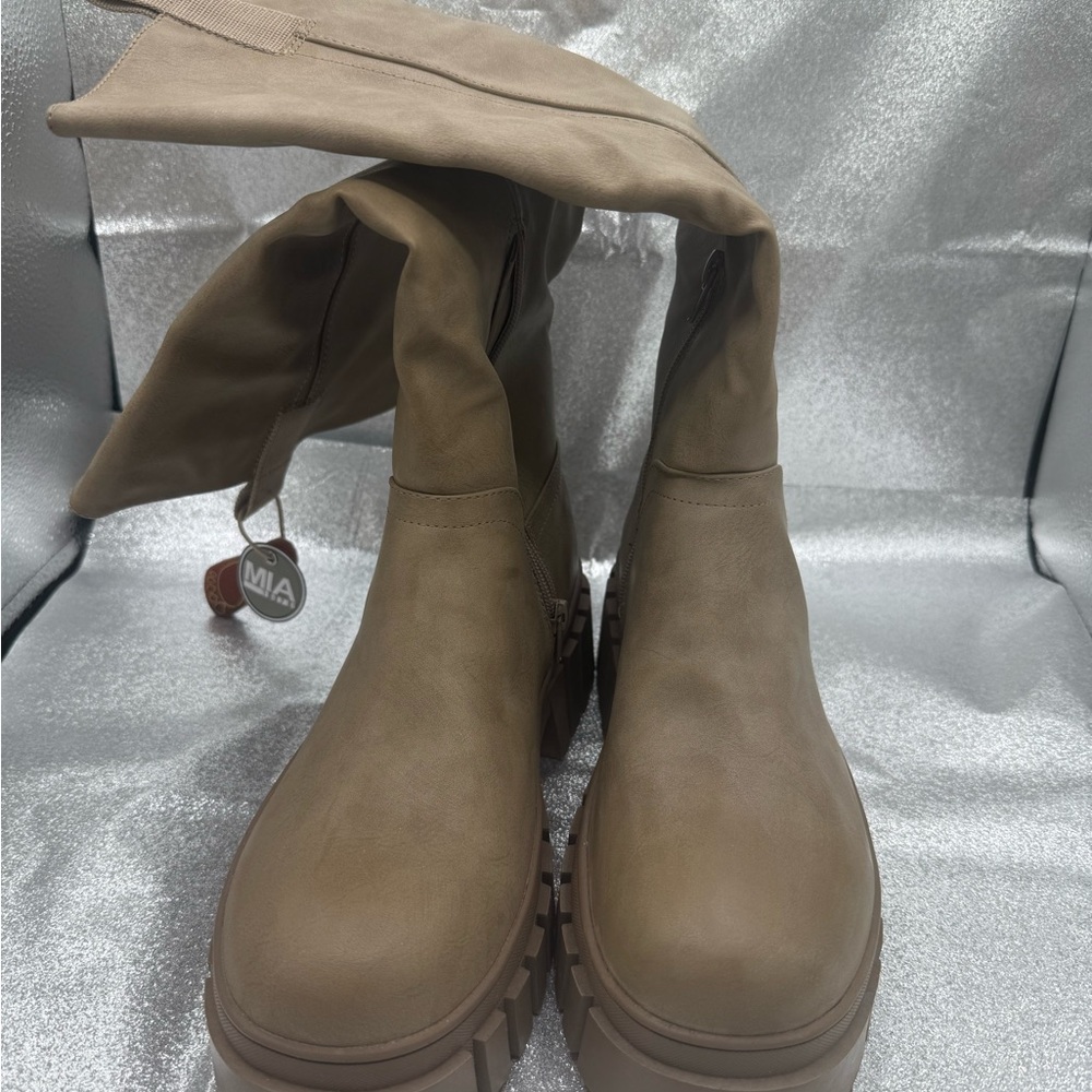 MIA “Ry” Women's Tan Knee-High Boots 8.5 - Picture 11 of 11